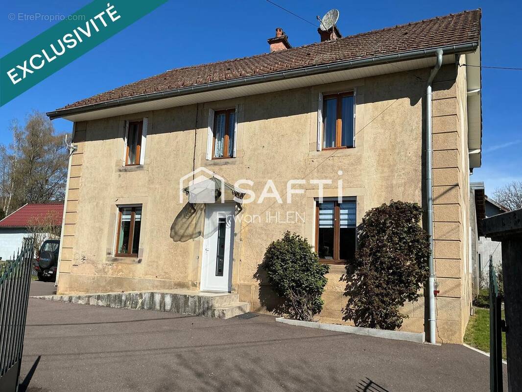 Photo 1 - Maison à PLANCHER-BAS