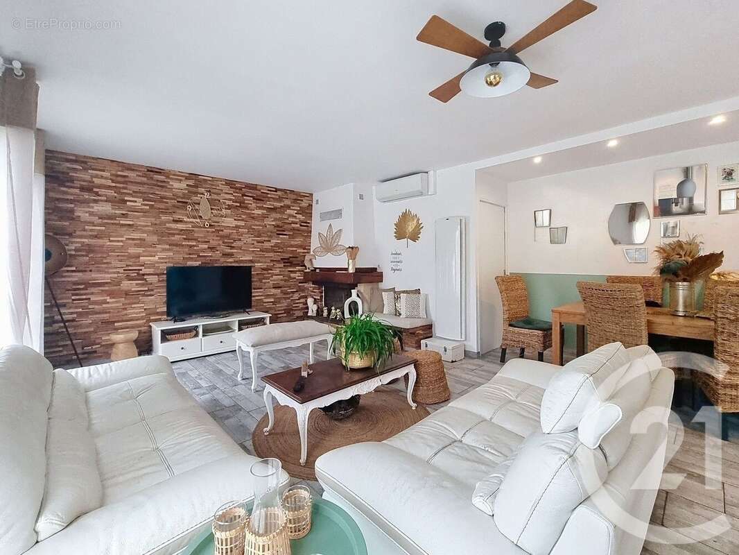 Maison à LONGUEVILLE