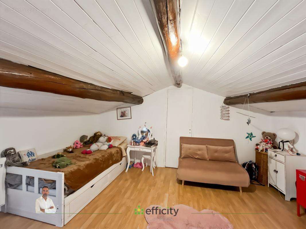 Maison 7 pièces 160 m² à vendre à La Sauvetat (63730) - photo 8