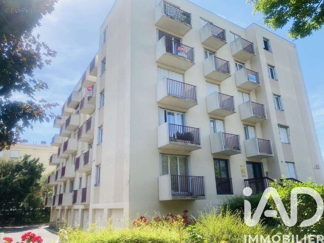 Photo 1 - Appartement à COMPIEGNE