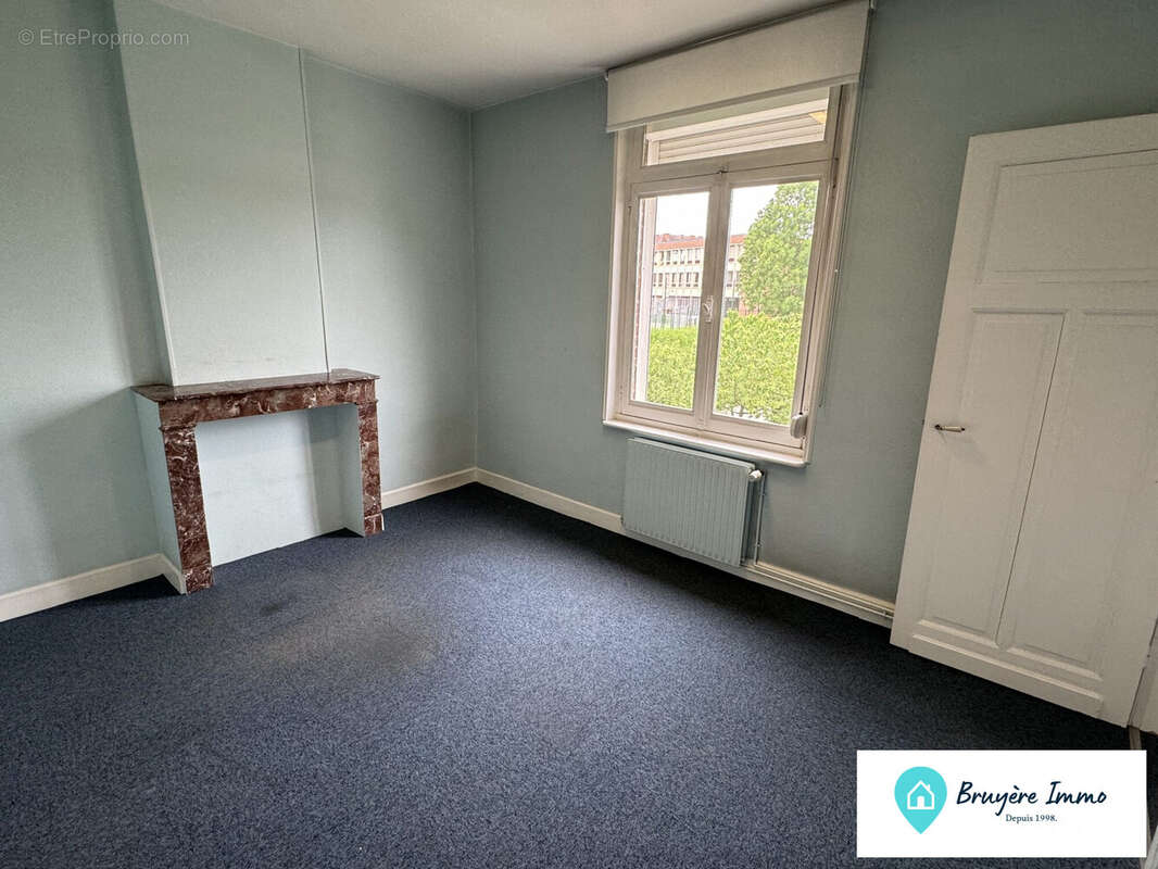 Maison à AVESNES-SUR-HELPE