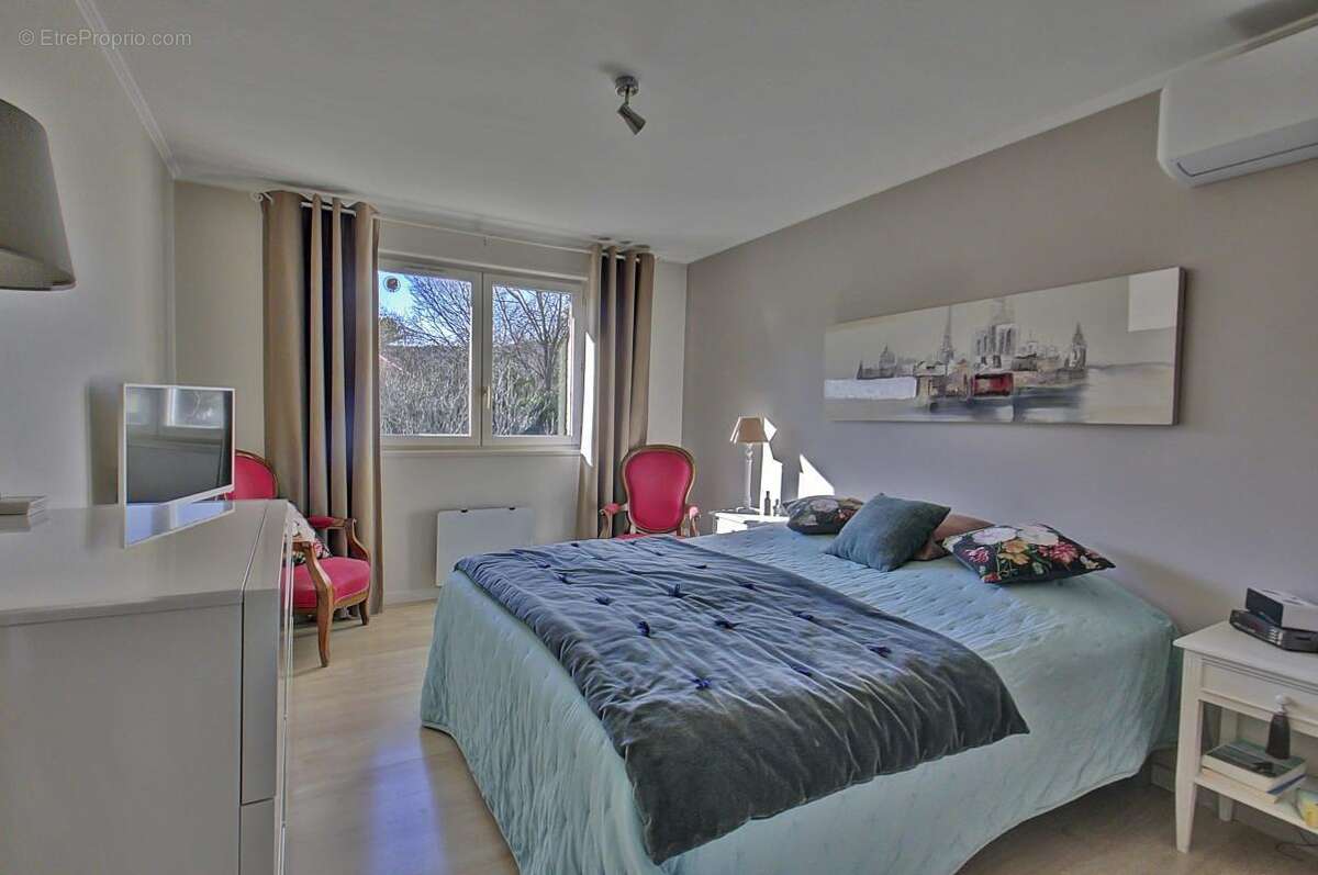 Maison à FONTAINES-SAINT-MARTIN