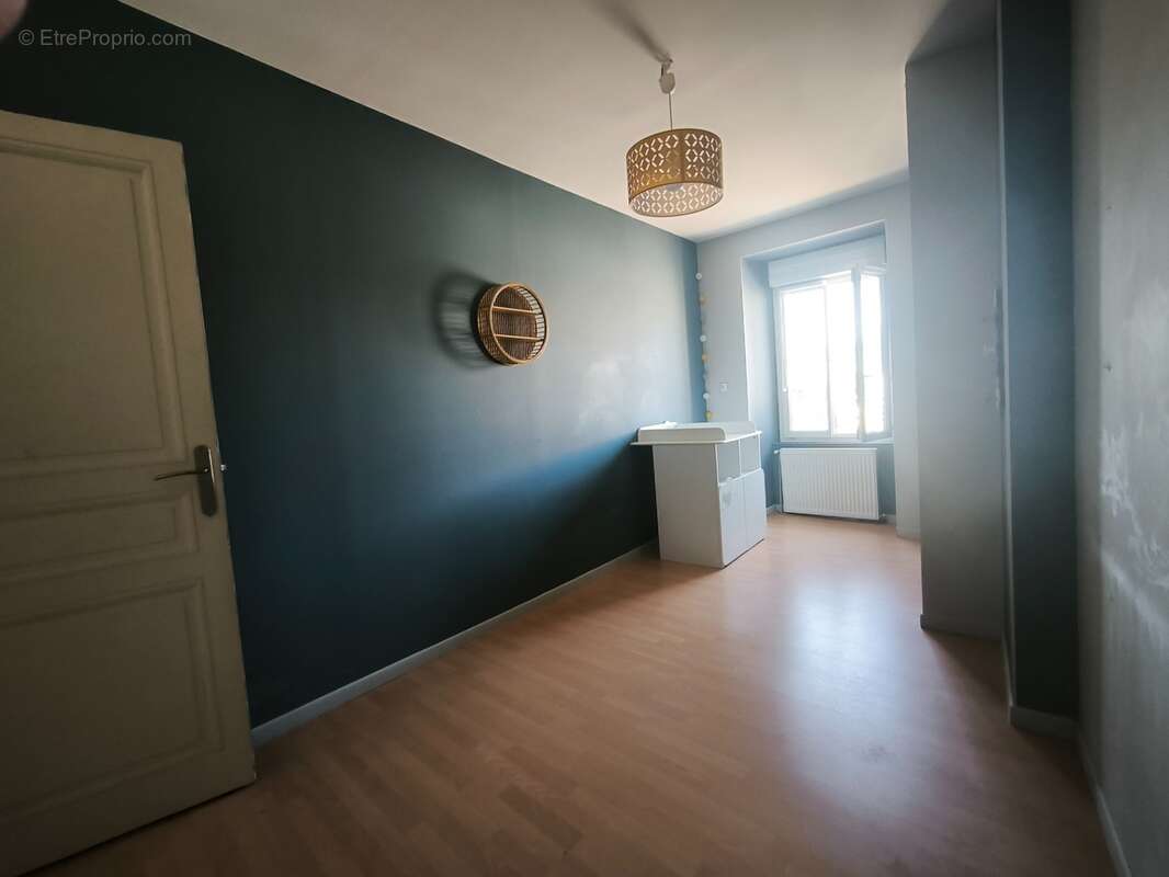 Maison de village 130m² et 62m² de potentiel -3 chambres-Bureau-caves - photo 8