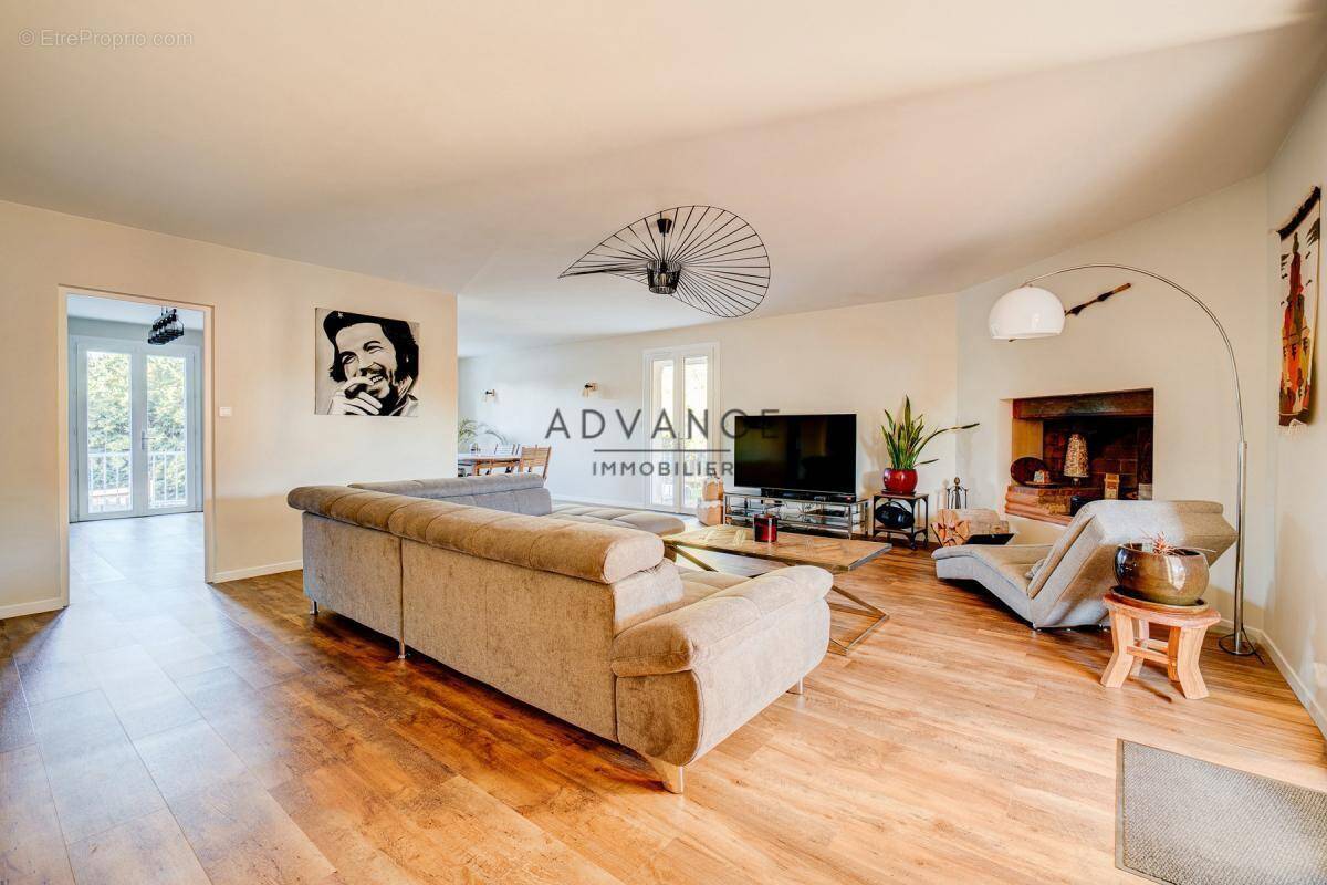 Maison à PECHBONNIEU