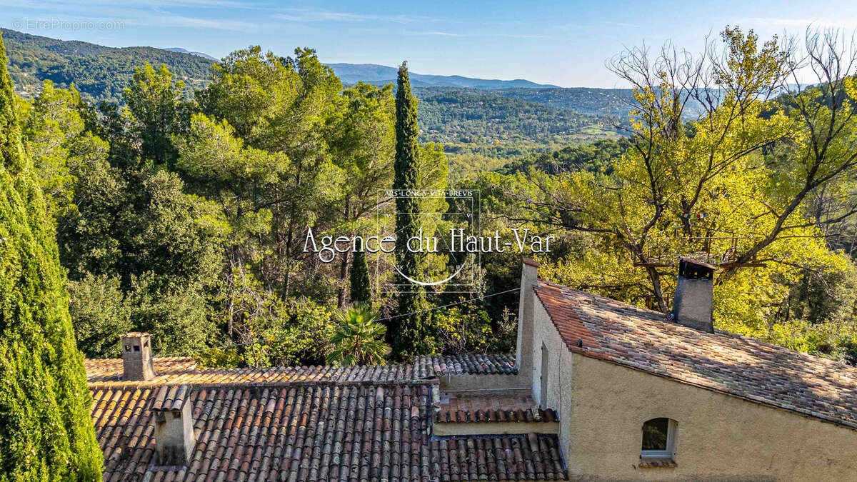 Maison à SEILLANS
