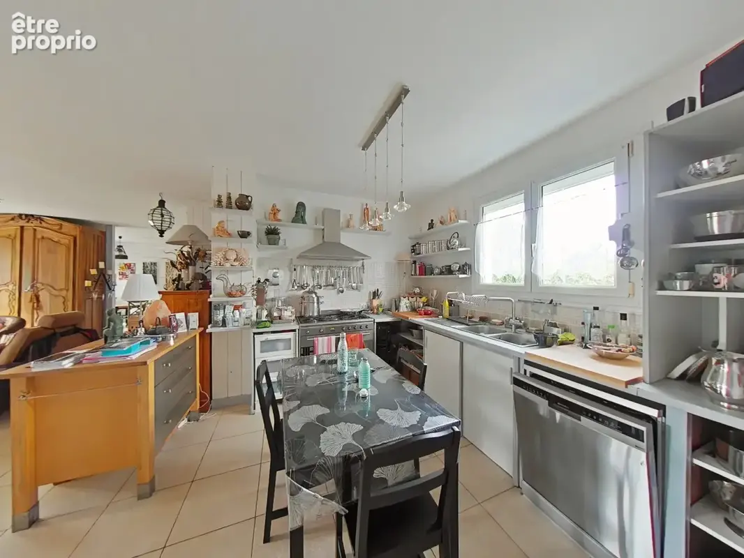 Maison 6 pièces 145 m² à vendre à Chambray-Les-Tours (37170) - photo 5