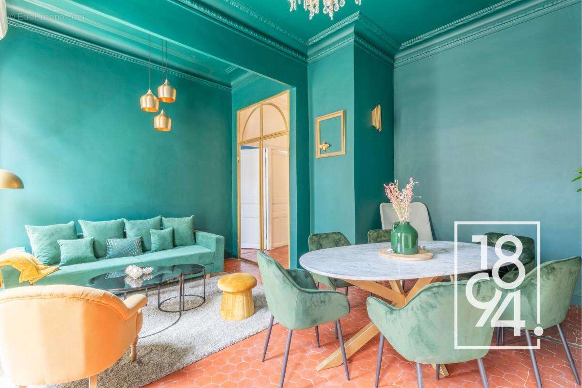 Appartement à MARSEILLE-6E