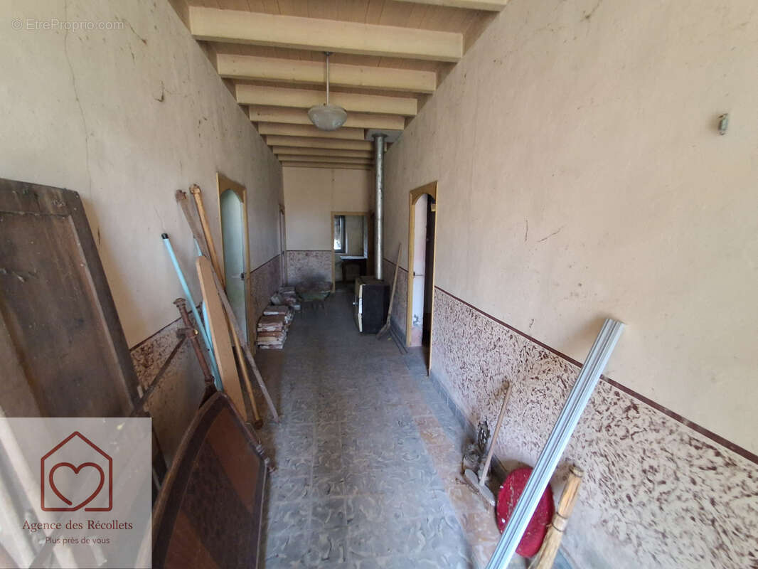 Maison et dépendance à révoner - photo 4