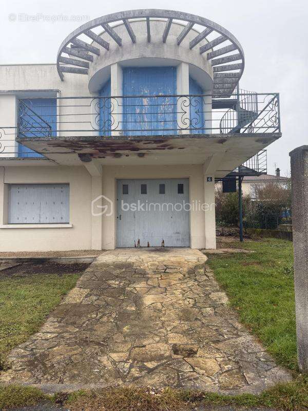 Maison à TRELISSAC