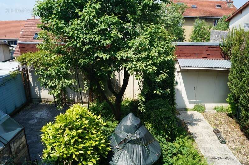 Maison à CHAMPIGNY-SUR-MARNE