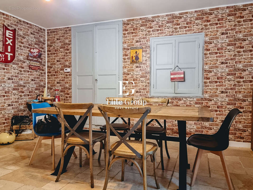 Maison à CHATEAUNEUF-SUR-CHARENTE