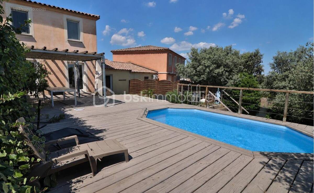 Maison à NIMES