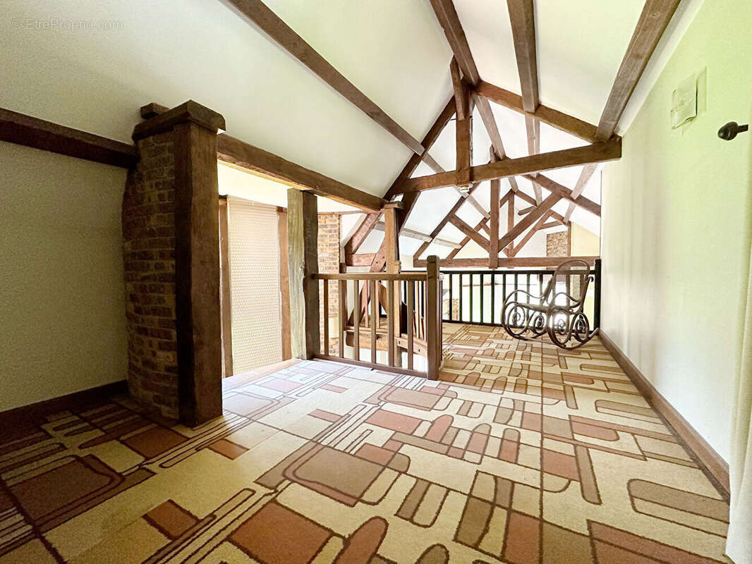 Maison à LA VENDUE-MIGNOT