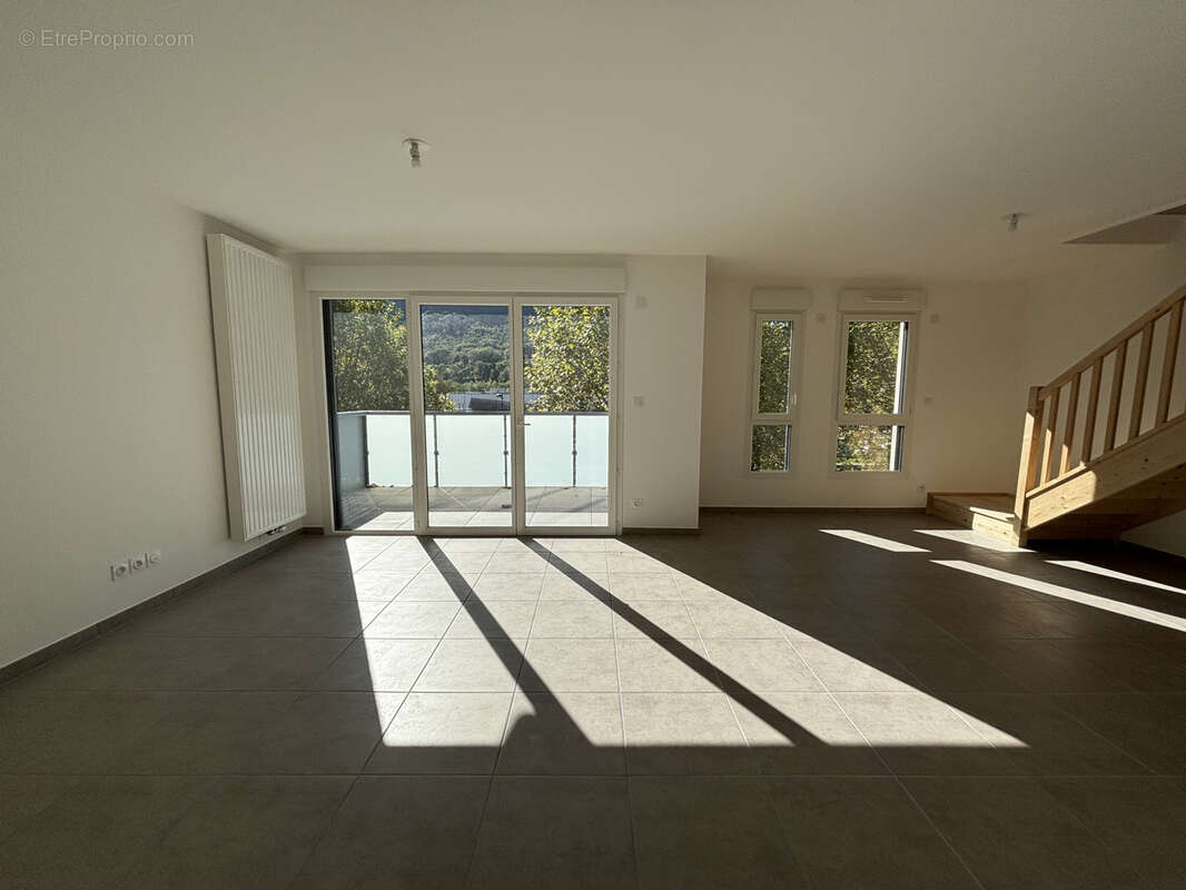 Appartement à SAINT-PIERRE-EN-FAUCIGNY
