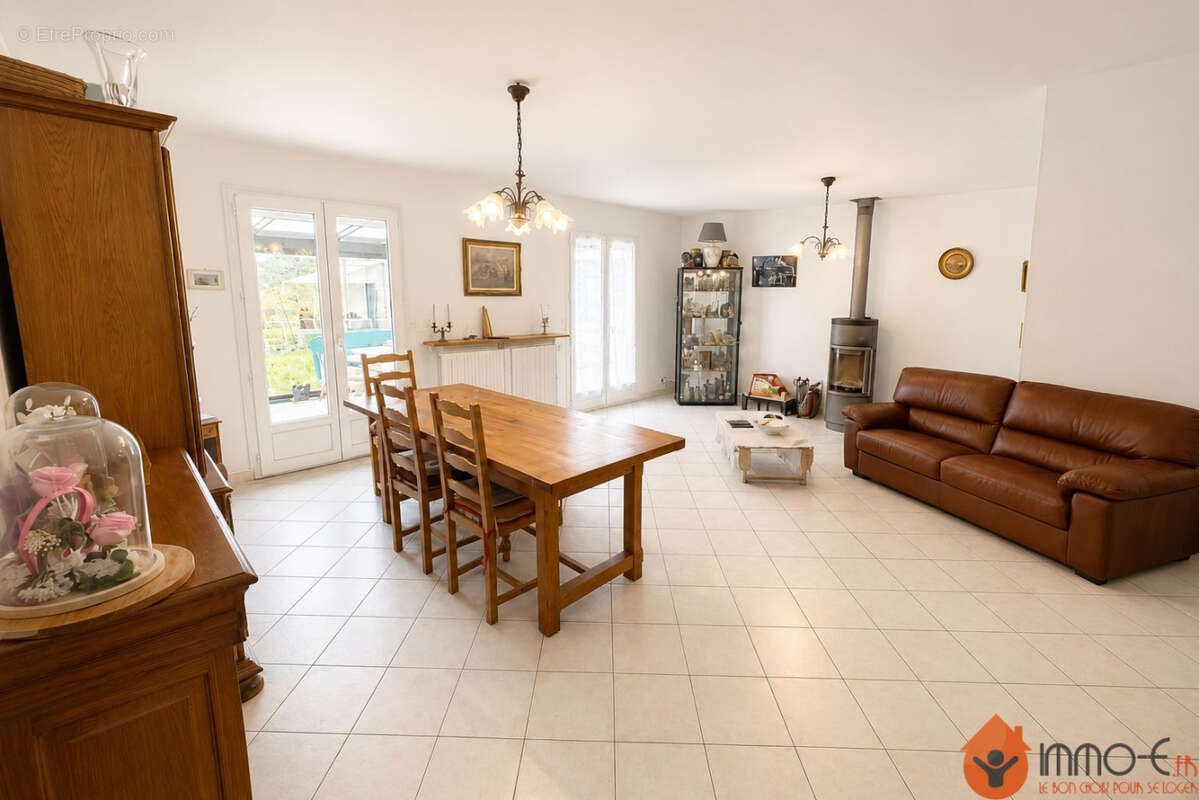 Maison 94 m² à Montry  - photo 3