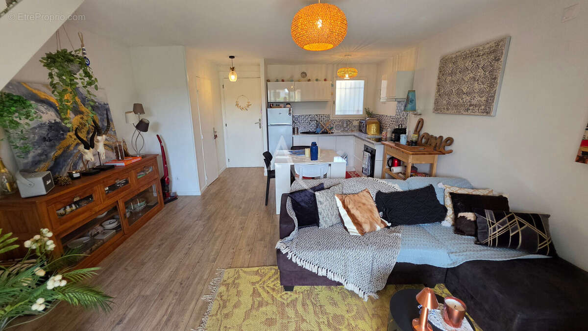Appartement à CARQUEIRANNE