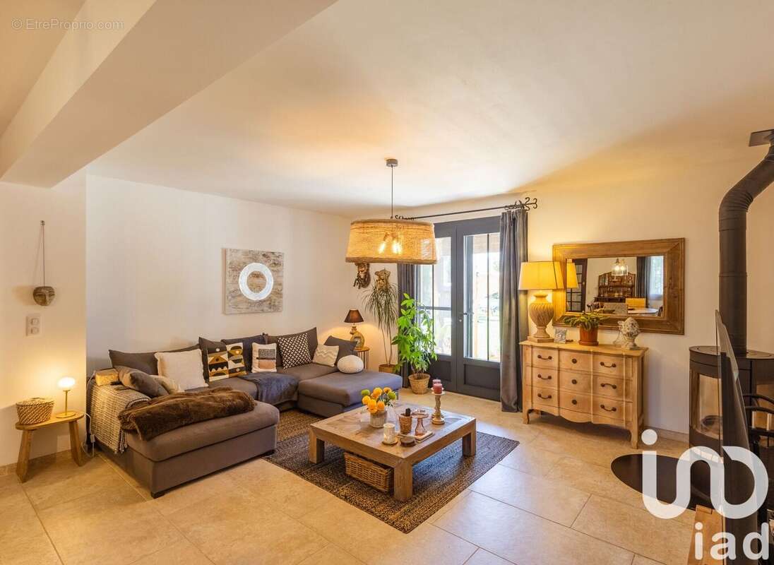 Photo 8 - Maison à FONTVIEILLE