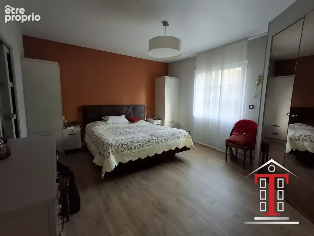 Maison 8 pièces 240 m² à vendre à Trelaze (49800) - photo 9