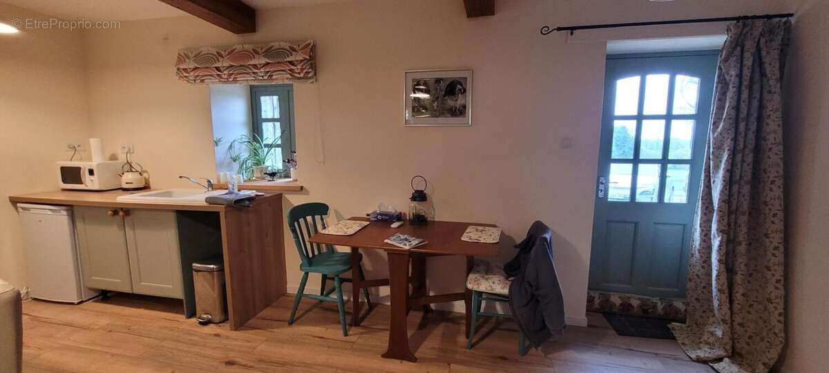Charmant corps de ferme rénové avec gîtes, piscine et dépend - photo 8