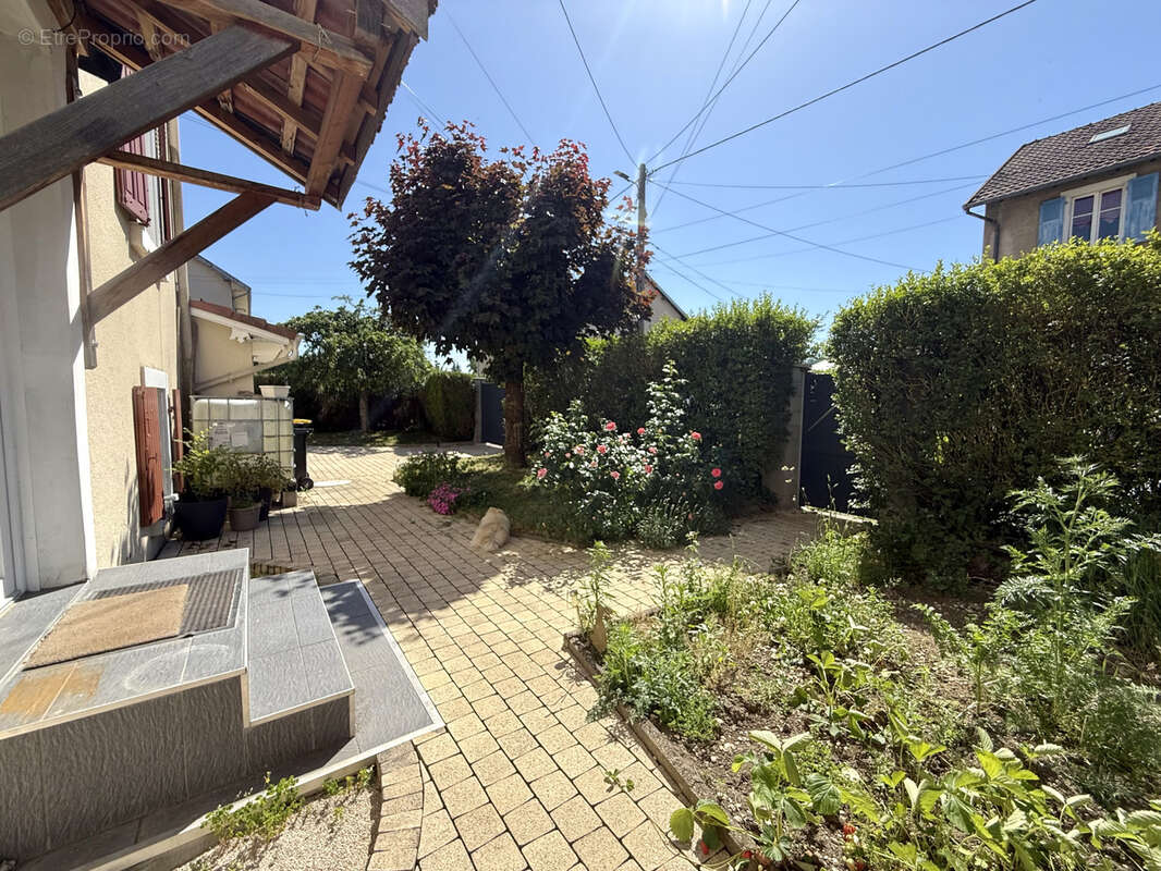 Maison mitoyenne - photo 2