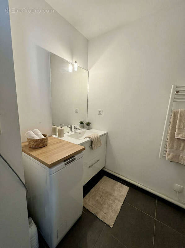 Appartement à MARSEILLE-2E