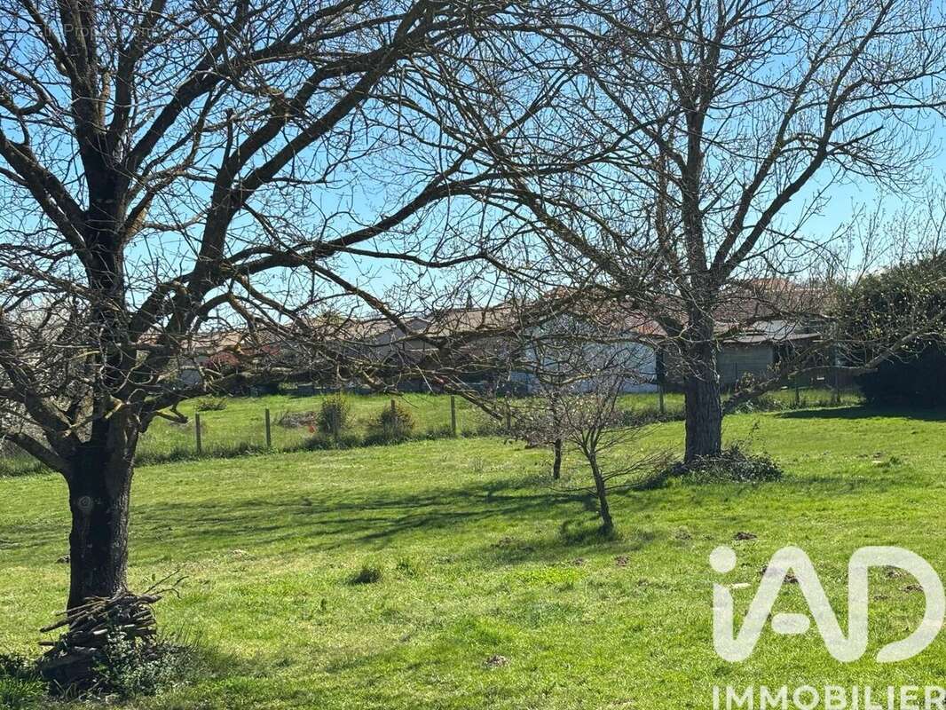 Photo 3 - Terrain à LABARTHE-SUR-LEZE