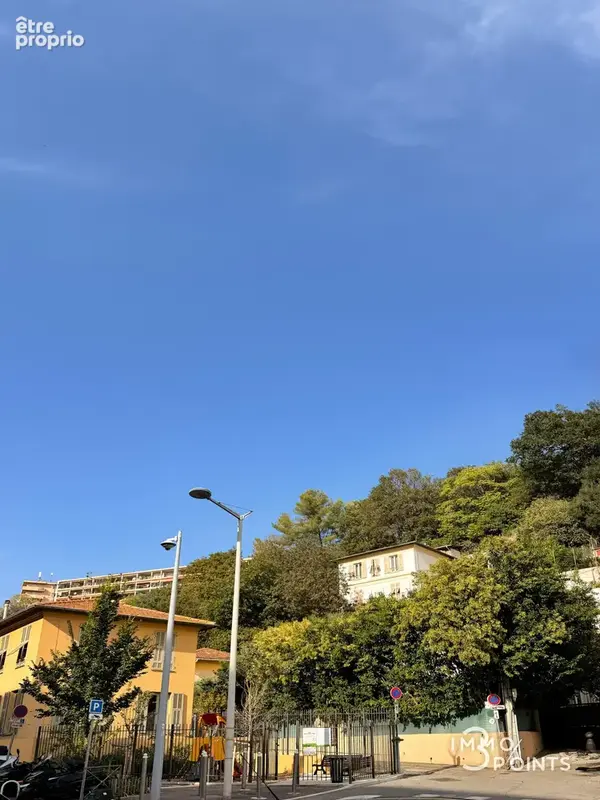 Bas Pessicart / STUDIO / dernier étage / investissement locatif - photo 2