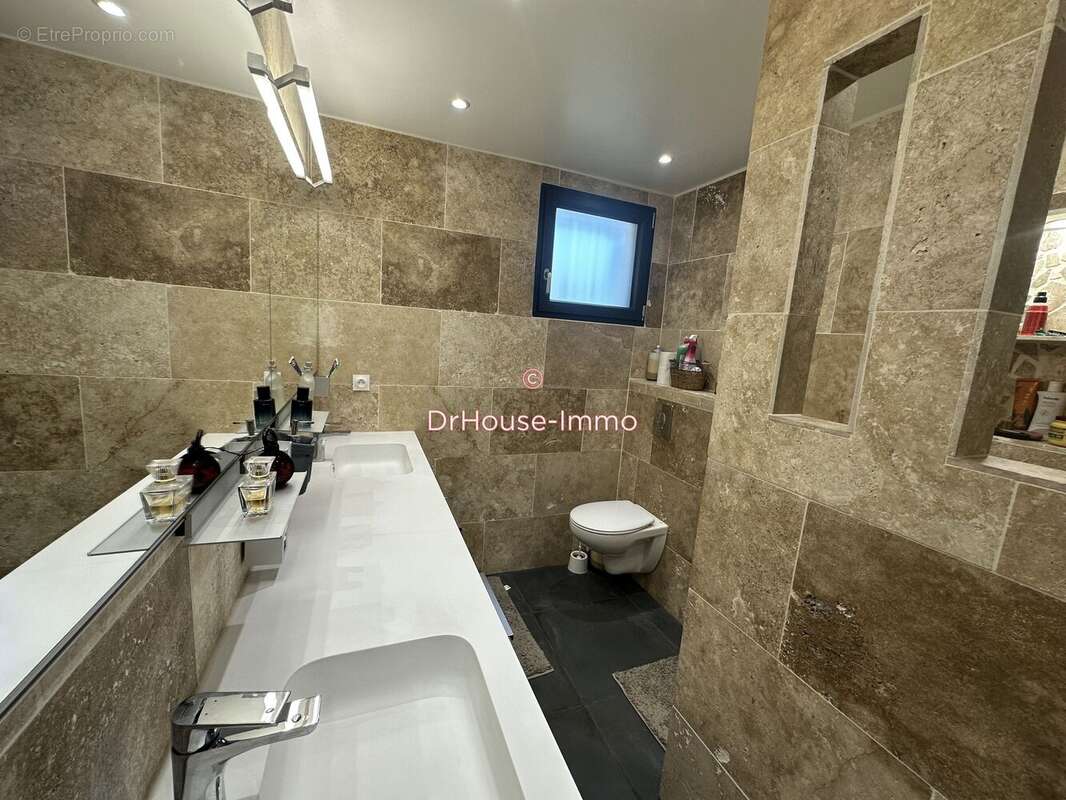 Maison 153 m² à Agde  - photo 17
