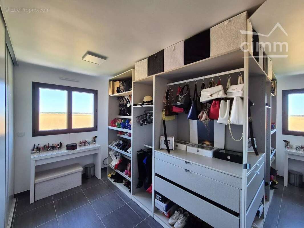 Maison à SAINT-DENIS-SUR-LOIRE