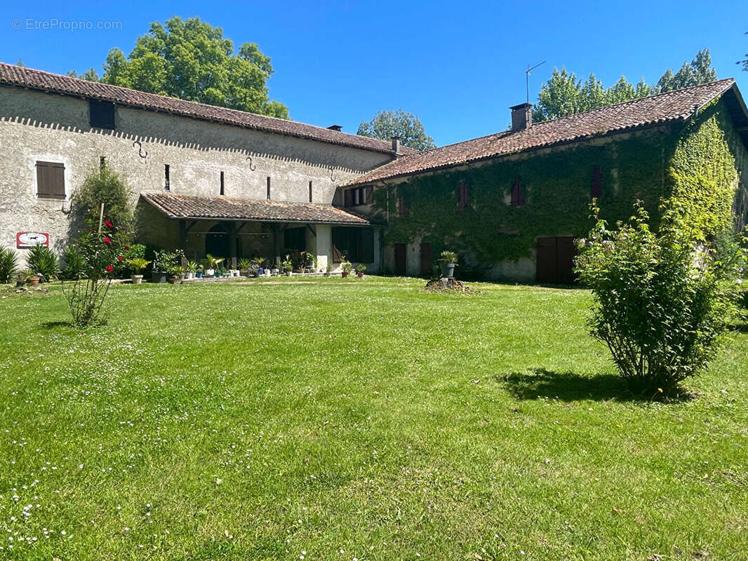 Urt demeure du xviii - photo 2