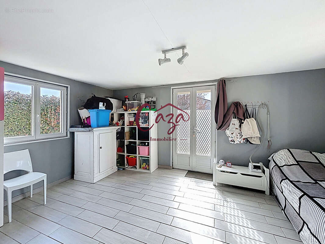 Maison à CAMBLANES-ET-MEYNAC