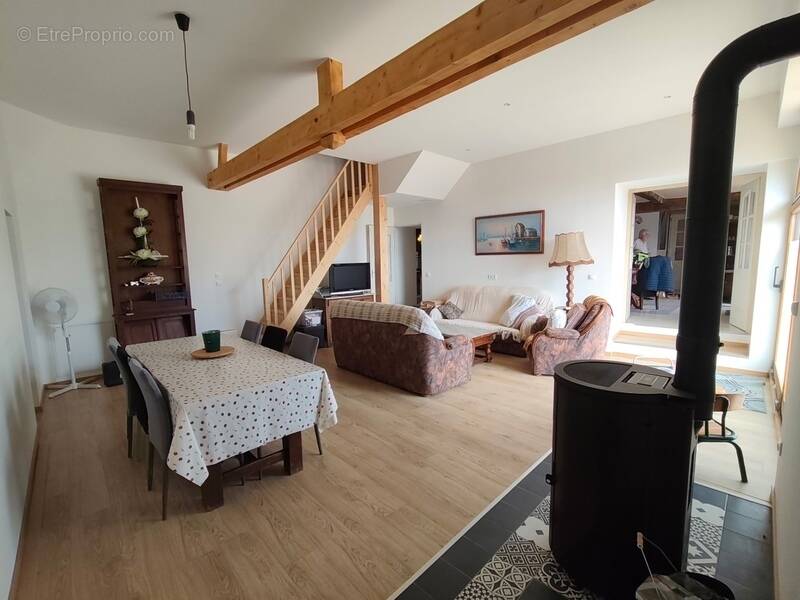 Maison à ESBOZ-BREST