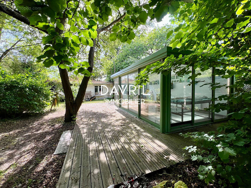 Maison à CONFLANS-SAINTE-HONORINE