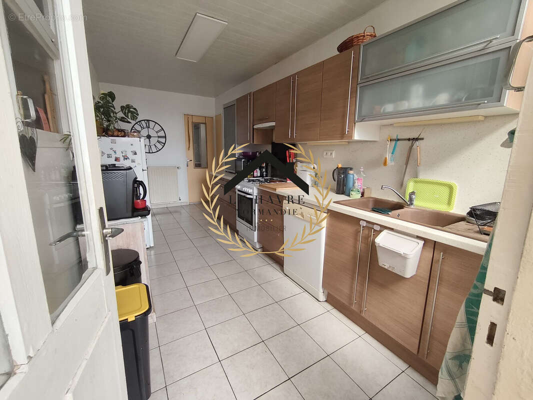 Maison 75 m² à Manneville-La-Goupil  - photo 6
