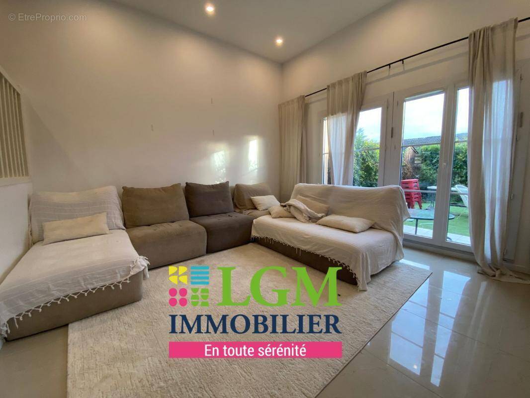 Appartement à SAINT-BRICE-SOUS-FORET