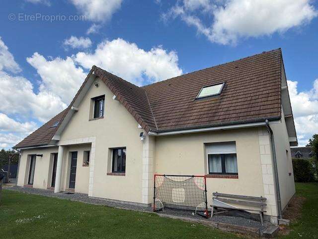 Maison à BOURNAINVILLE-FAVEROLLES