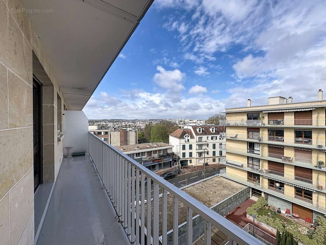 Appartement à L'HAY-LES-ROSES