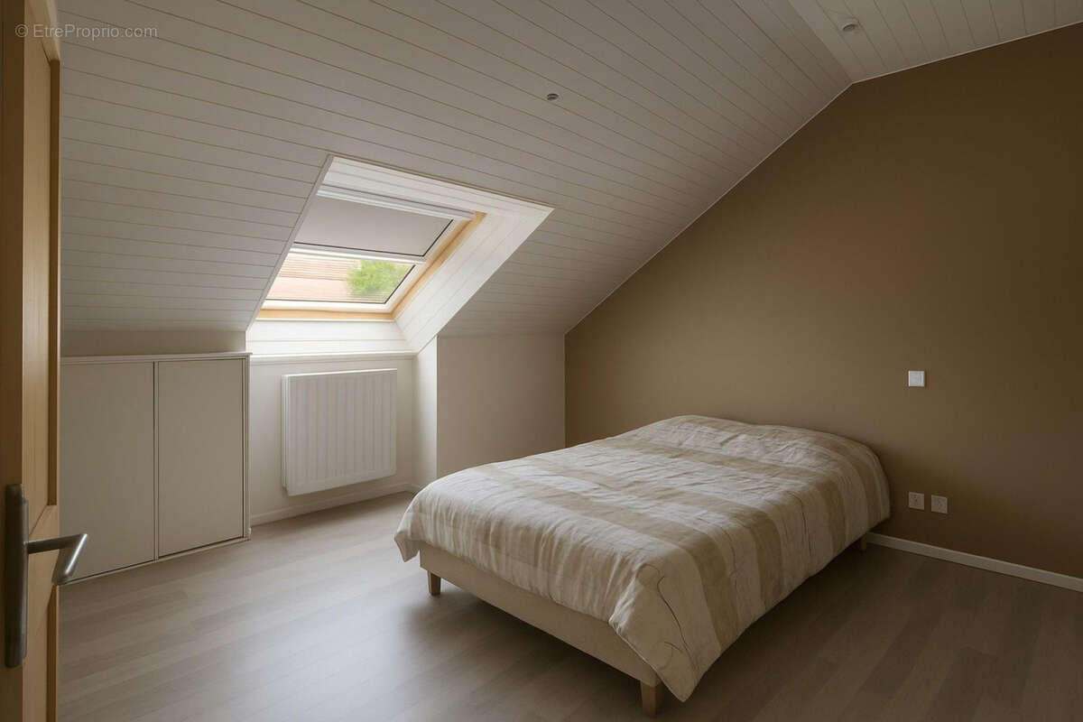 Maison à SAINT-GEOIRE-EN-VALDAINE