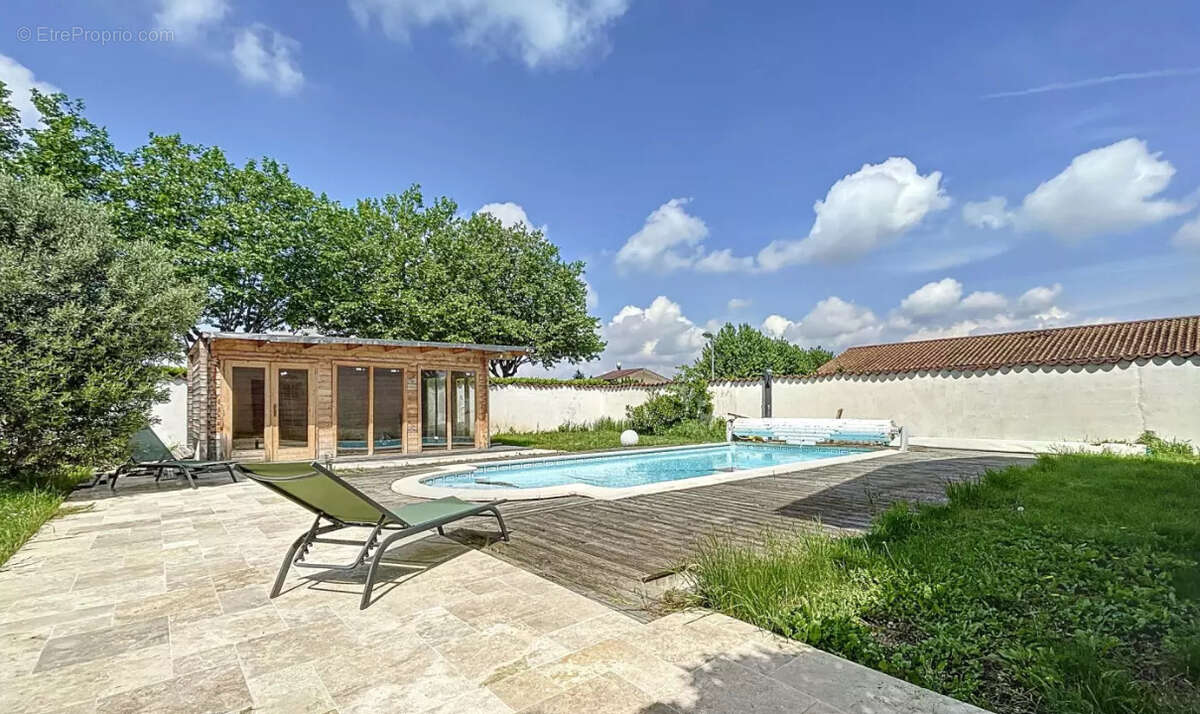 Maison à MIONS