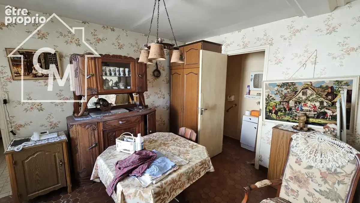 Maison de plain-pied à rénover avec dépendances et terrain de 309 m2 - photo 11