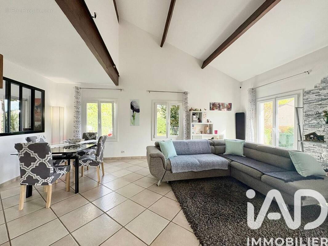 Photo 1 - Maison à MAROLLES-EN-BRIE