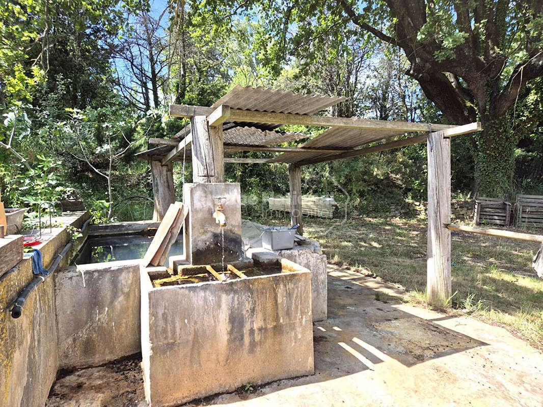 Maison à LORIOL-DU-COMTAT