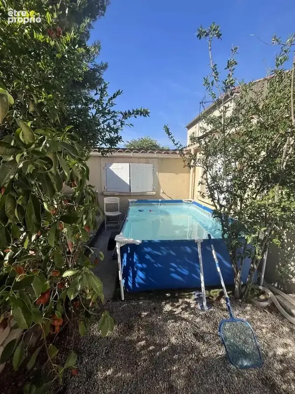 L'agence VIA IMMOBILIER vous propose à Marignane Secteur Pas des - photo 4