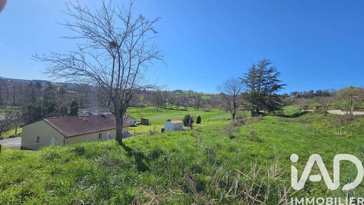 Photo 9 - Maison à SAINT-ETIENNE-DE-MAURS