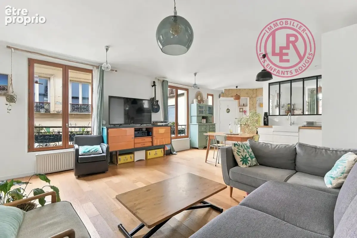 Paris 10ème - Faubourg Saint-Martin - Appartement de 3 Pièces au 4ème étage - photo 1