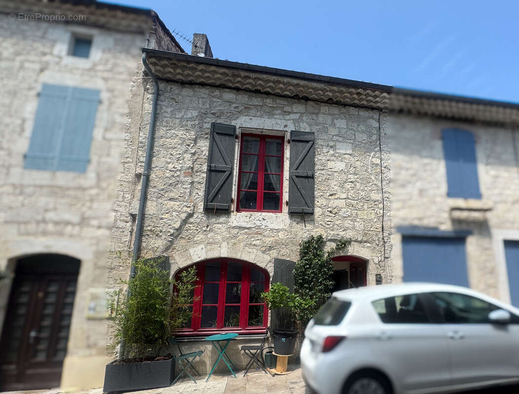 Maison à LAUZERTE