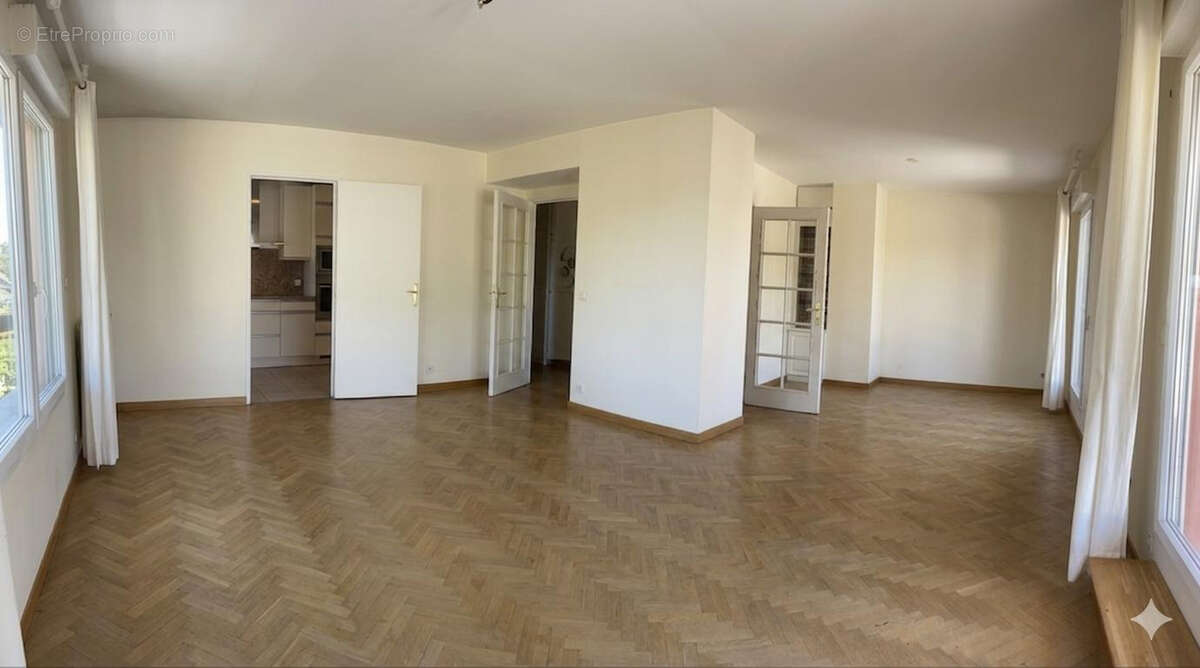 Appartement à VITRY-SUR-SEINE