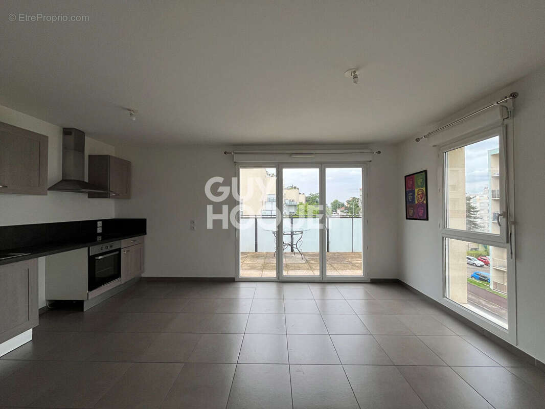 Appartement à VERNAISON