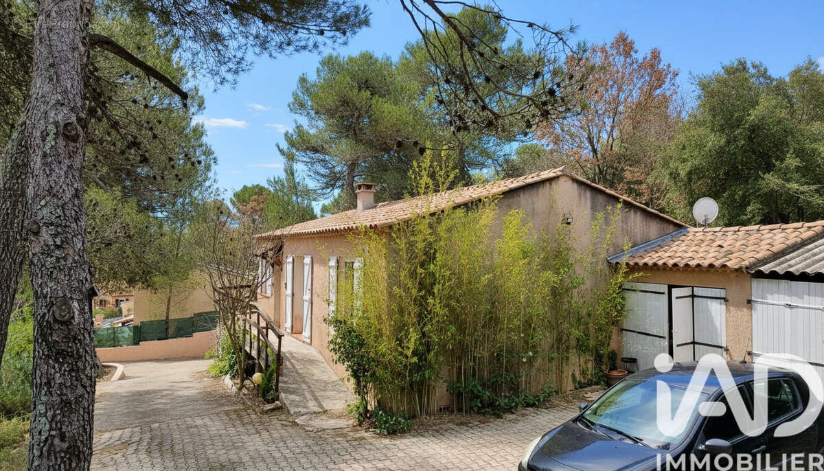 Photo 3 - Maison à SAINT-MAXIMIN-LA-SAINTE-BAUME