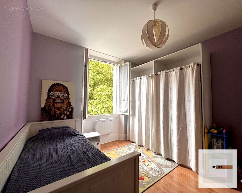 Appartement à SASSENAGE